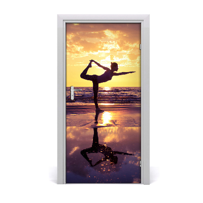 Tapete na vratih Ljudje, joga na plaži