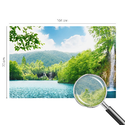 Otroška fototapeta z motivom naravnega slapa