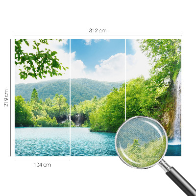 Otroška fototapeta z motivom naravnega slapa