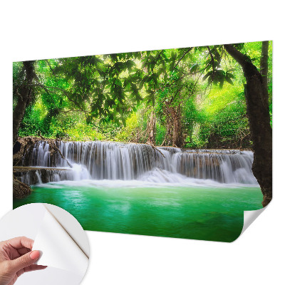 3D fototapeta z motivom gozdnega slapa