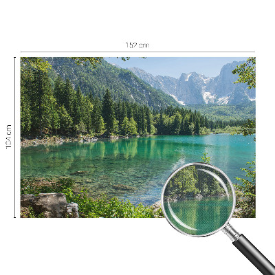 Samolepilna fototapeta za spalnico z motivom zelenega jezera