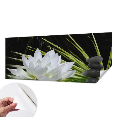 Samolepilna fototapeta z motivom meditacije z lilijo