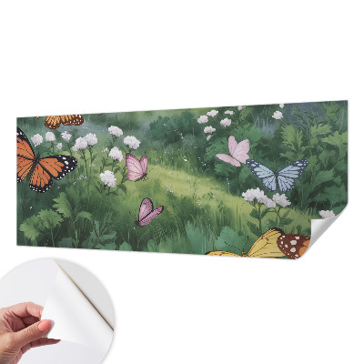 Fototapeta za otroško sobo z motivom metuljev na travniku