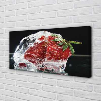 Slika na platnu Strawberry v ledeni kocki