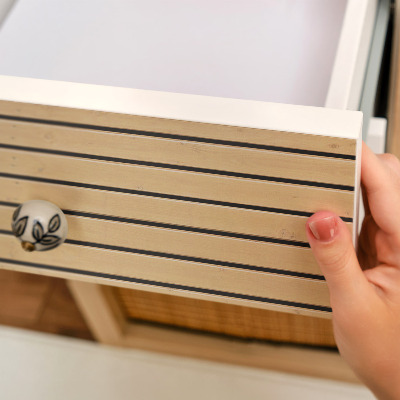 Samolepilna folija za pohištvo Leseni trakovi