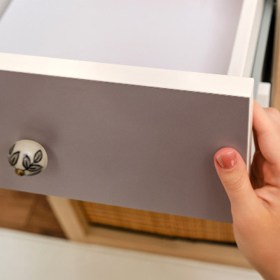 Nalepka za pohištvo Pepelnato rjava