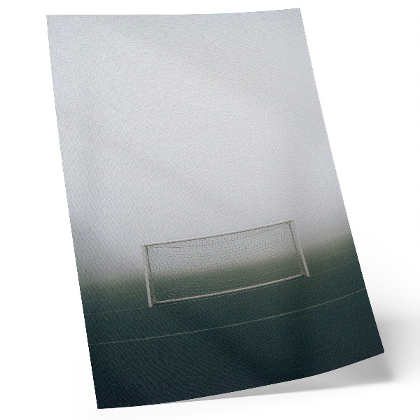 Premium stenski plakat Gol na igrišču, megla, mir, minimalizem