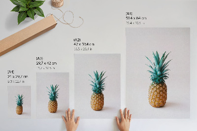 Plakat Ananas s turkiznimi listi na belem ozadju
