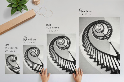 Umetniški tisk na platno Spiralno stopnišče črno-bela eleganca modernost