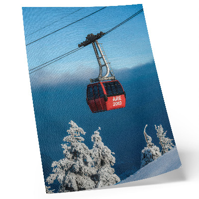 Eleganten plakat za dnevno sobo Zimska pokrajina rdeča gondola bela drevesa