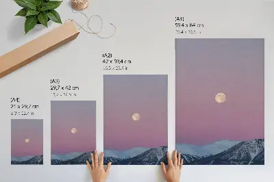 Plakat gore, mrak, luna in pastelno nebo