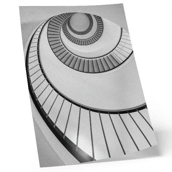Plakat za dnevno sobo z motivom očarljivega spiralnega stopnišča z geometrijskimi elementi