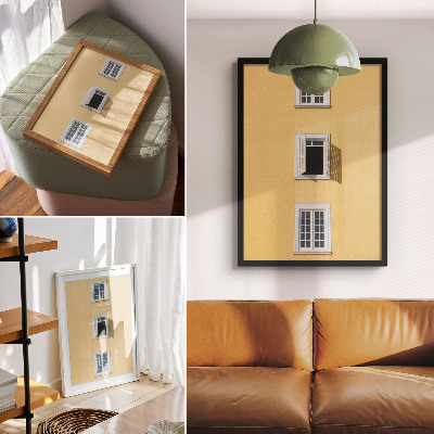 Premium stenski plakat Rumena fasada, tri okna, simetrija, preprostost