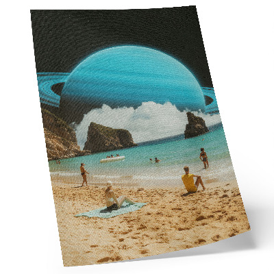 Eleganten plakat za dnevno sobo Plaža s planetom nad vodo na sončen dan