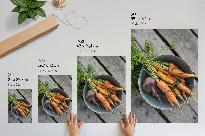 Premium stenski plakat Skleda sočne zelenjave v lesu v rustikalnem slogu