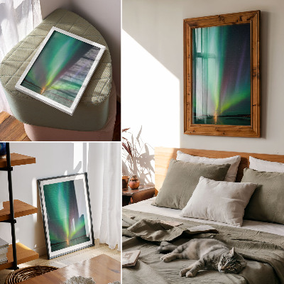 Eleganten plakat za dnevno sobo Aurora Borealis nad nočno pokrajino, polno zvezd