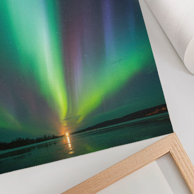 Eleganten plakat za dnevno sobo Aurora Borealis nad nočno pokrajino, polno zvezd