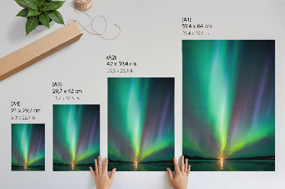 Eleganten plakat za dnevno sobo Aurora Borealis nad nočno pokrajino, polno zvezd