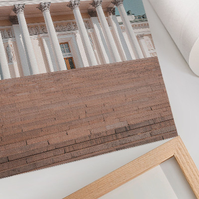 Umetniški tisk na platno Stavba s stebri in elegantnimi arhitekturnimi detajli