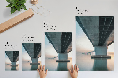 Premium stenski plakat Most čez vodo minimalistična eleganca modernost