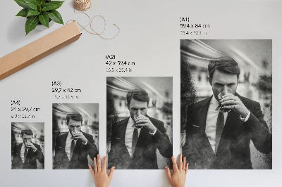 Umetniški tisk na platno Črno-beli portret, poln elegance