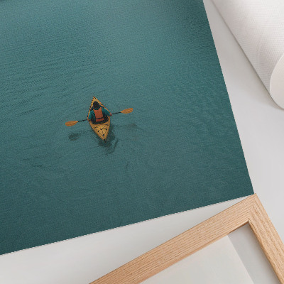 Eleganten plakat za dnevno sobo Turkizno jezero, kajakaš, gore, mirna harmonija
