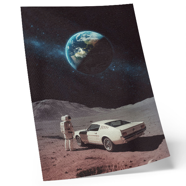 Umetniški tisk na platno Astronavt na luninem avtomobilu Zemlja zvezde