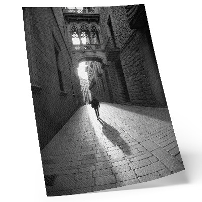 Plakat Črno-bela fotografija ulice z arhitekturo