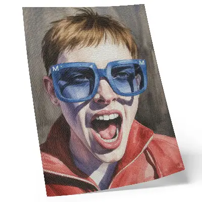 Premium stenski plakat portret osebe z očali v živih barvah, ki izraža čustva