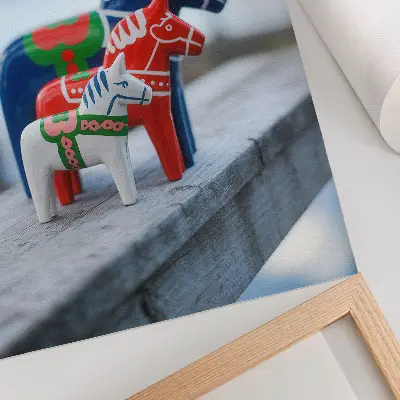 Barvite figurice konj v skandinavskem slogu dekorativni plakat za dnevno sobo