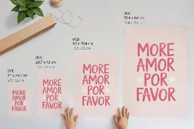 Plakat za dnevno sobo z veselim besedilom in rdečimi srčnimi črkami