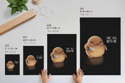 Premium stenski plakat Čudovita raca z nožem na črnem ozadju