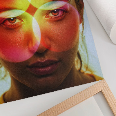 Plakat Človeški obraz z barvnimi energijskimi krogi