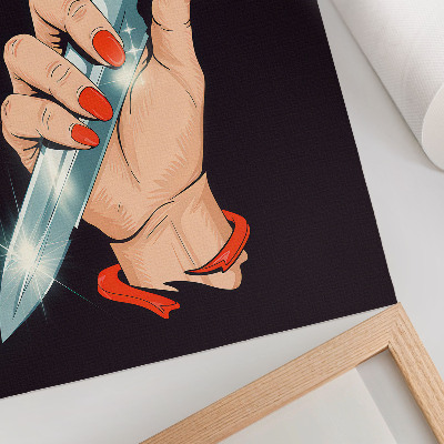 Premium stenski plakat Roka z bodalom, utripajoči detajli