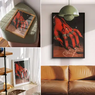 Eleganten plakat za dnevno sobo rdeča roka z obroči na simbolnem ozadju