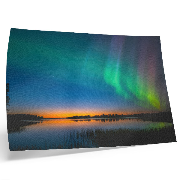 Plakat na platnu Aurora nad jezerom, čarobno vzdušje