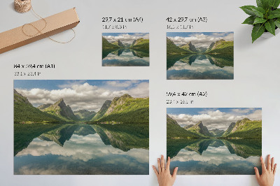 Plakat Slikovite gore nad jezerom, jasen odsev