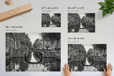 Plakat s teksturo platna Črno-beli mostovi in ​​kanalski urbani prostor