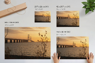 Plakat Most ob sončnem zahodu z drevesom