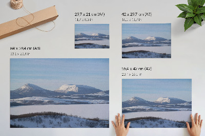 Plakat s teksturo platna Zasnežene gore zimska pokrajina jasno nebo