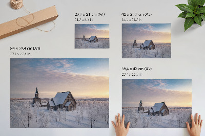 Plakat s teksturo platna Mirna zimska pokrajina z leseno cerkvijo