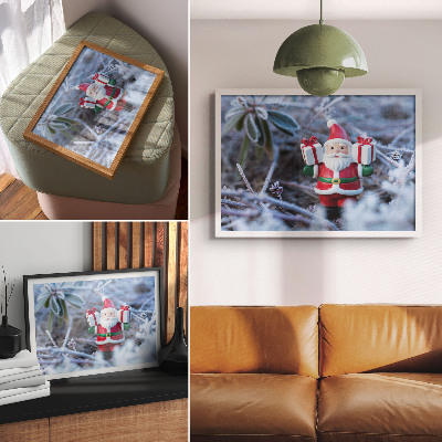 Plakat na platnu Božiček z darili v zimskem okolju