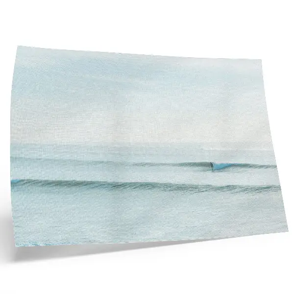 Plakat na platnu oceanski valovi s surferskim motivom v minimalističnem slogu