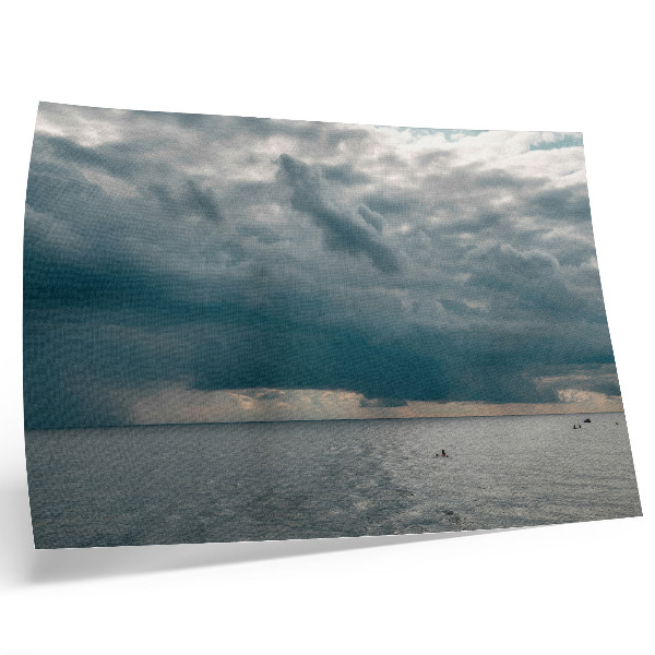 Plakat Nevihtno nebo nad oceanom, polnim prostora