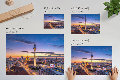 Plakat Mesto zvečer z neverjetnimi barvami sončnega zahoda