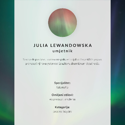 Plakat na platnu Aurora Borealis nad hladno gorsko pokrajino