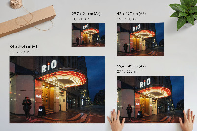 Plakat na platnu Retro kino neonske luči rdeče kreme