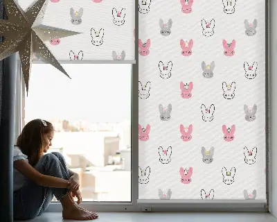 Notranji zatemnilni rolo za okno Barviti zajci v kronah