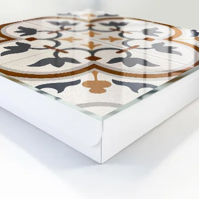 Škatla za ključe z geometrijskim elegantnim motivom