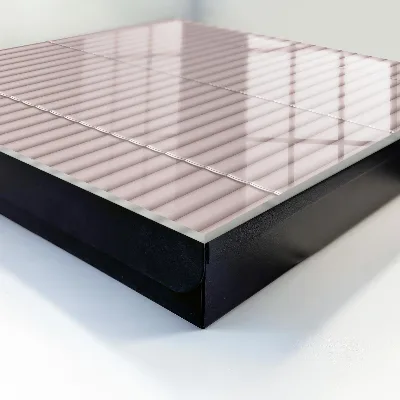 Škatla za ključe z minimalistično teksturo